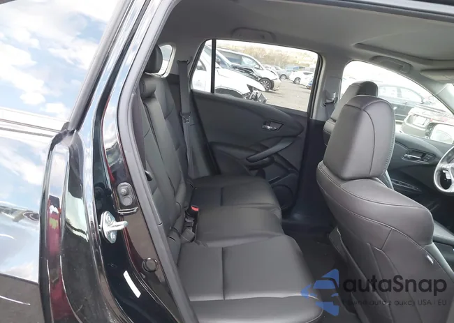 5J8TB4H3XGL002443: 43702359