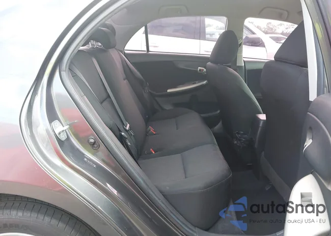 2T1BU4EE9AC439035: 43702380