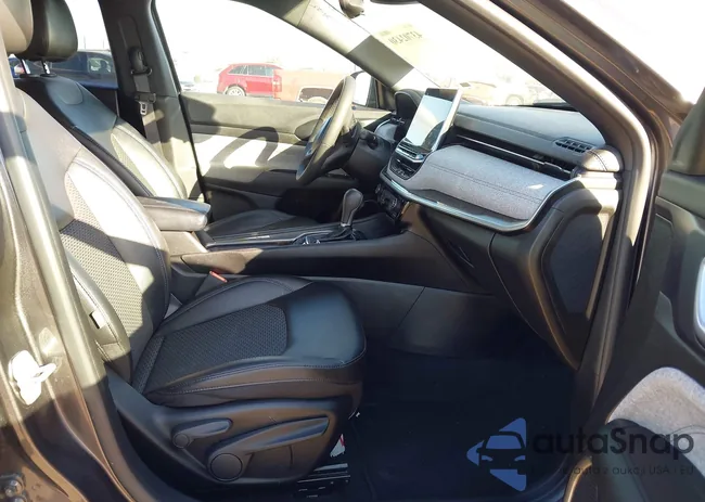 3C4NJDBN3RT605780: 43702430