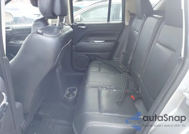 1C4NJDEB0GD772506: 43702564