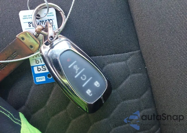 2GNAXUEVXK6181783: 43702595