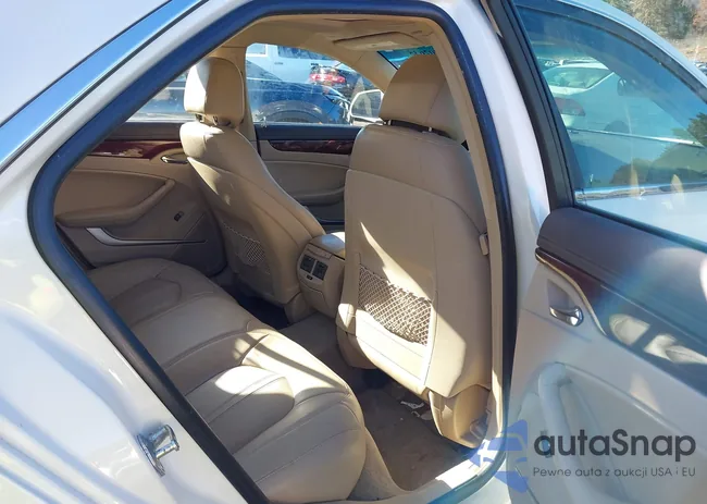 1G6DG5EY6B0128421: 43702635