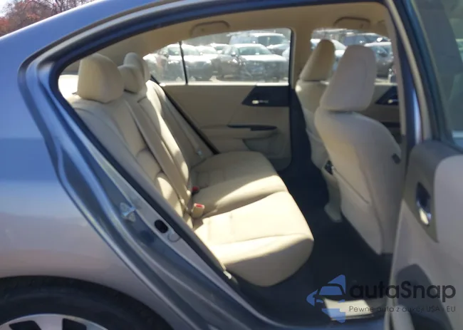 JHMCR6F31HC016272: 43702640