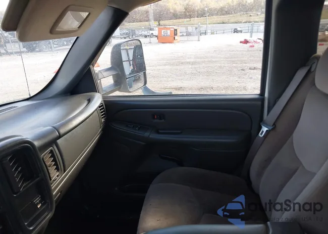 1GTHK29UX7E153688: 43702674