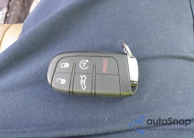 1C4RDHEGXFC801218: 43701885