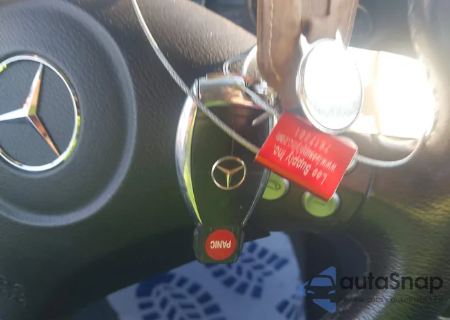 WDBRF52H67F928245: 43701902