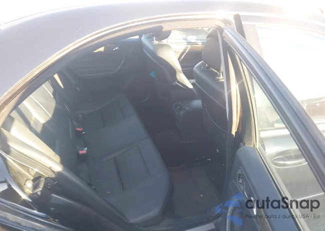 WDBRF52H67F928245: 43701902