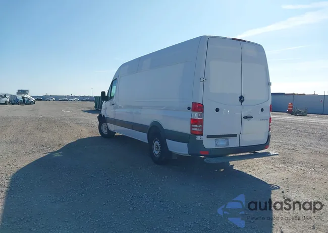 WD3PE8DB4FP136118: 43701920