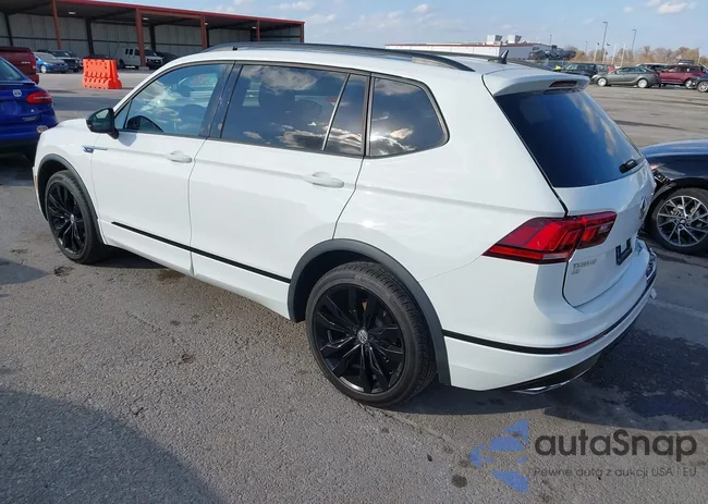 3VV2B7AX0MM058928: 43701958