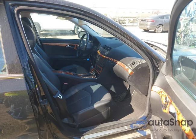 WDBUF56X77B091086: 43701966