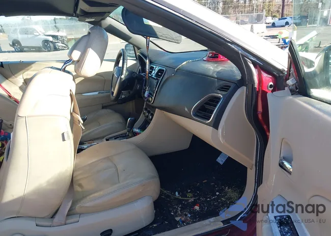 1C3BCBFG1DN541832: 43701987