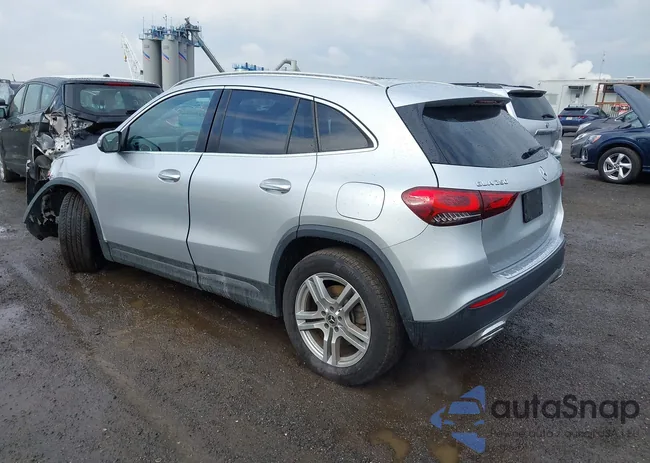 W1N4N4HB9MJ157647: 43703117