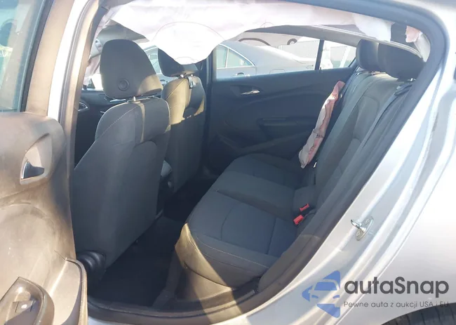 1G1BC5SM8J7190001: 43703163