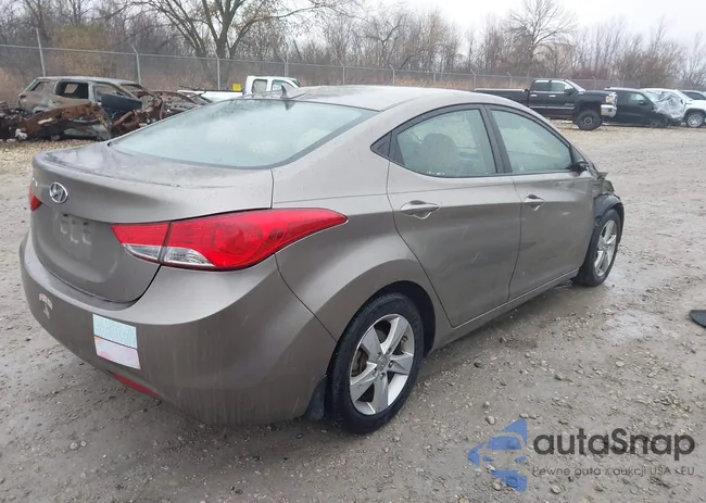 5NPDH4AE4DH285046: 43703297