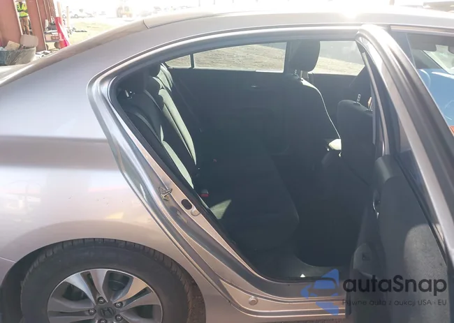 1HGCR2F33DA060145: 43703345