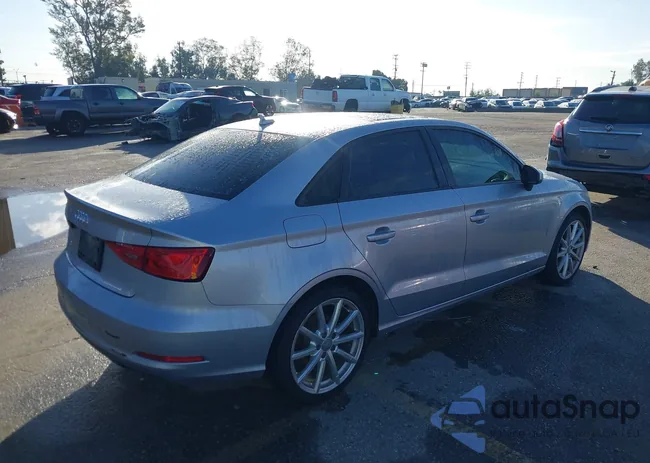 WAUA7GFF2G1031658: 43703613