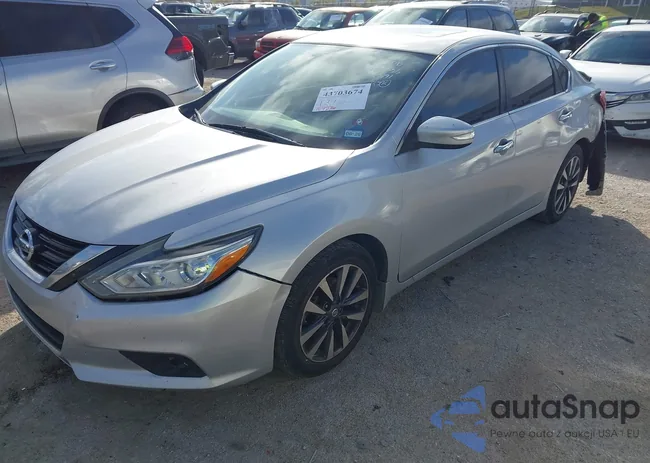 1N4AL3AP2HC475268: 43703674