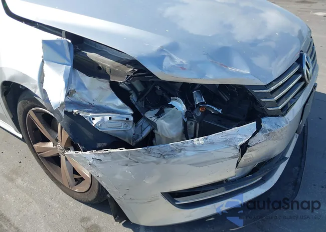 1VWAT7A37FC114417: 43702865