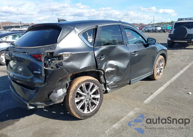 JM3KFBDM5K0589945: 43704097