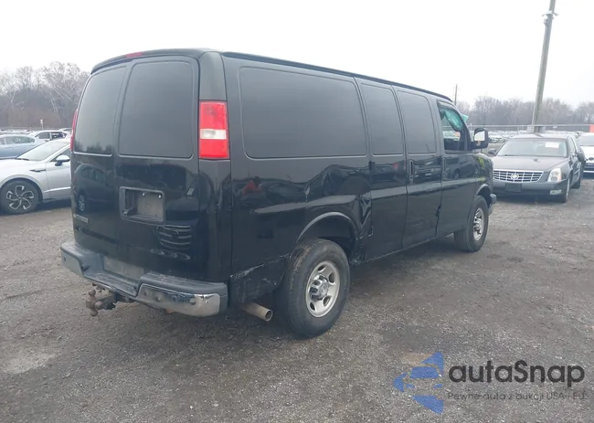 1GCWGAFBXJ1272569: 43704122