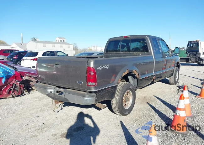 1FTNX21F82EA53163: 43704133