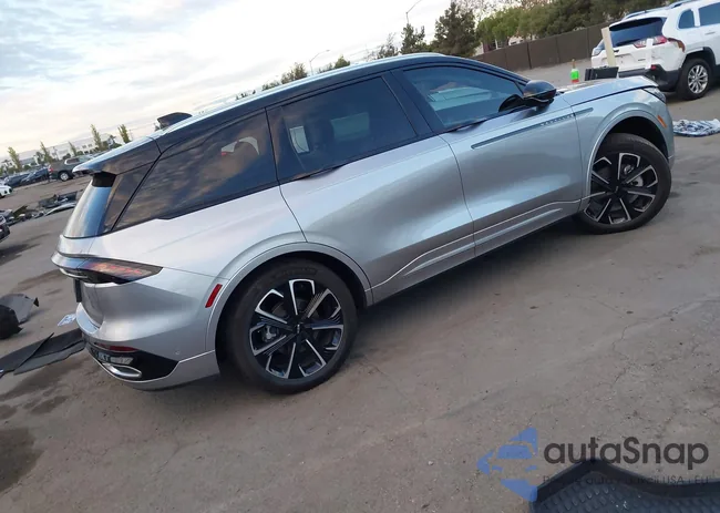 5LMPJ8KA4RJ798566: 43704163