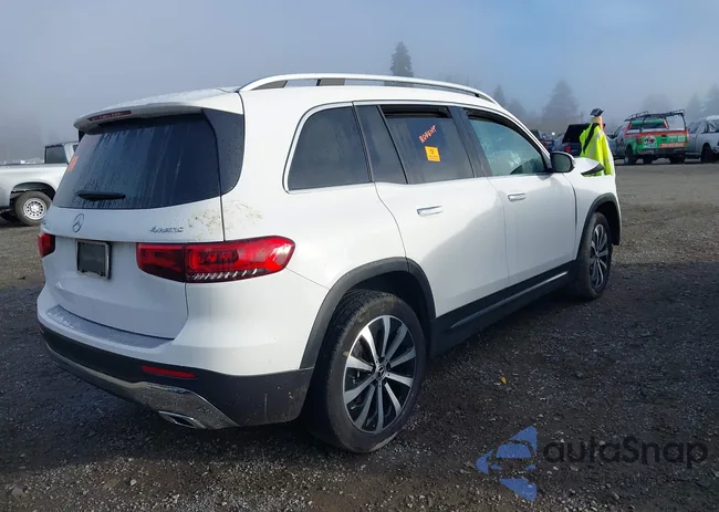 W1N4M4HB9LW033121: 43704214