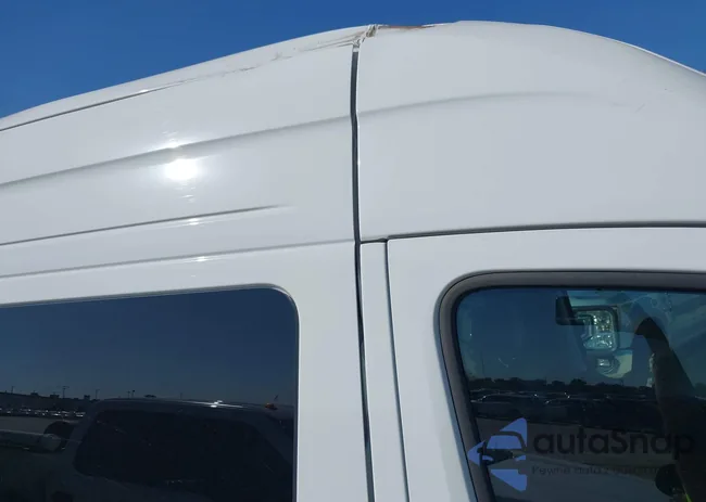 W1Z4KFHY3SP761664: 43704242