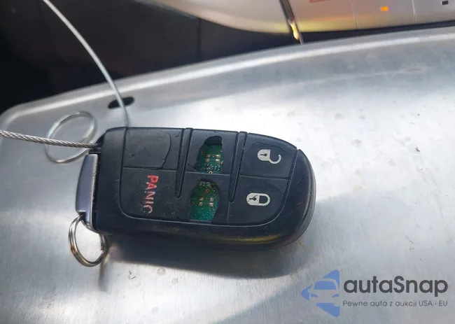 3C4PDCAB1JT195504: 43704424