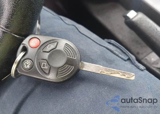 1FADP3F21EL258157: 43704434