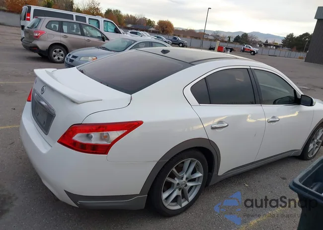 1N4AA5APXAC846815: 43704438