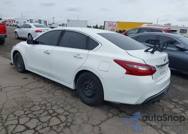 1N4AL3AP4JC211359: 43704544