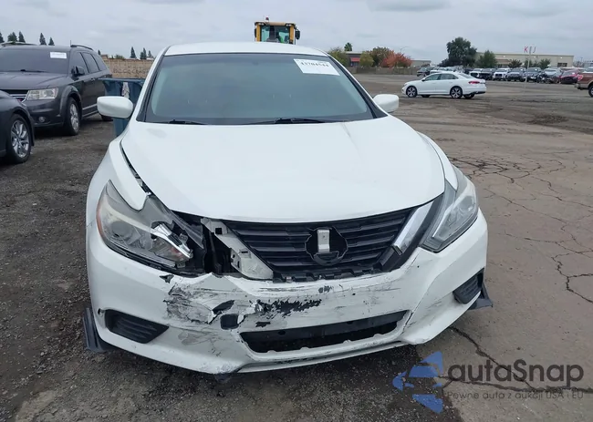 1N4AL3AP4JC211359: 43704544