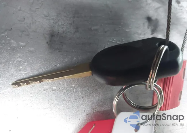 3FAHP0HAXCR250660: 43704562