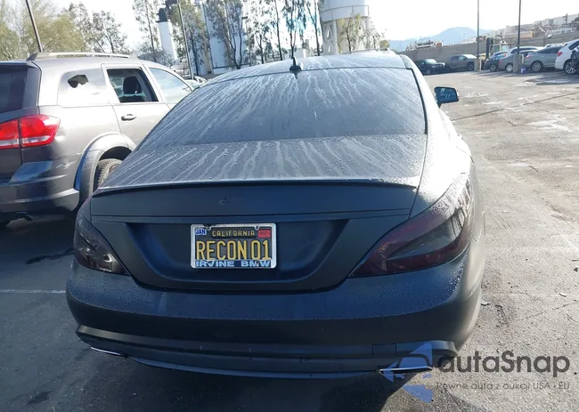 WDDLJ7DB8EA097003: 43704565