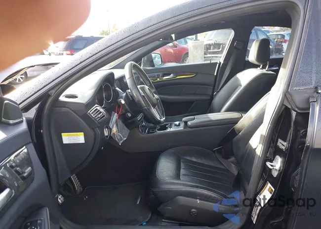 WDDLJ7DB8EA097003: 43704565