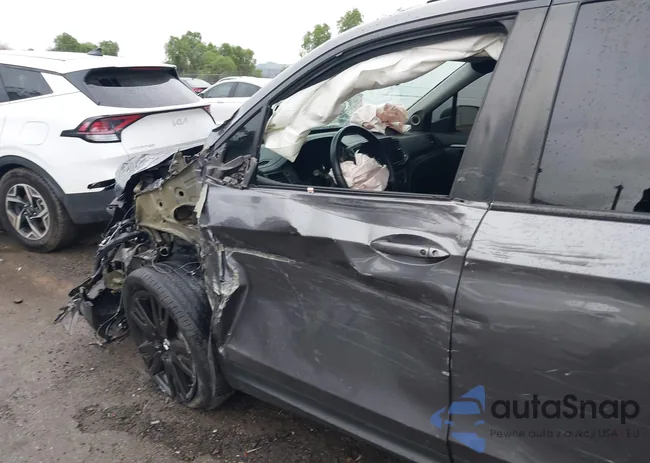 5FNYF5H23MB047213: 43704656