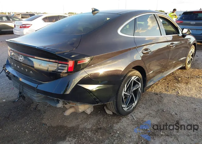 KMHL14JA5RA357301: 43703704