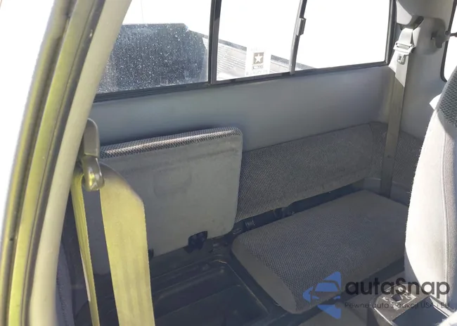 1B7GL23Y6VS207961: 43703708