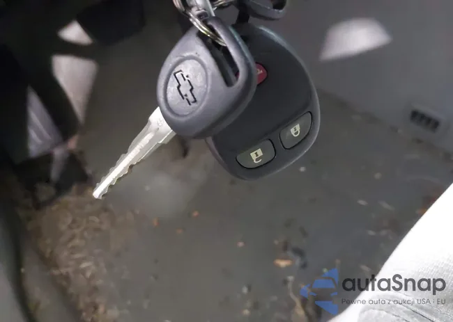 1GNKVGED0CJ110633: 43703827