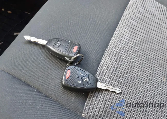 1C4NJRFB4CD671703: 43703889