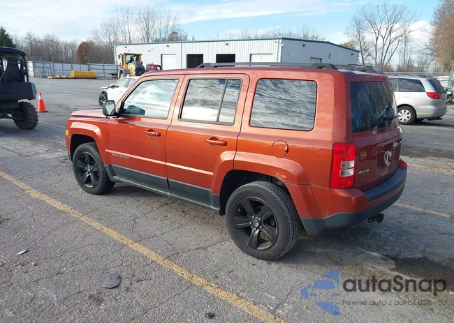 1C4NJRFB4CD671703: 43703889