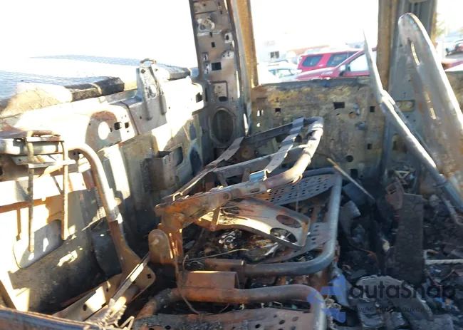 1FTSW21RX8EB01867: 43703903