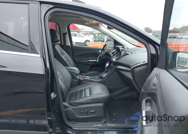 1FMCU9J9XGUA83115: 43703909