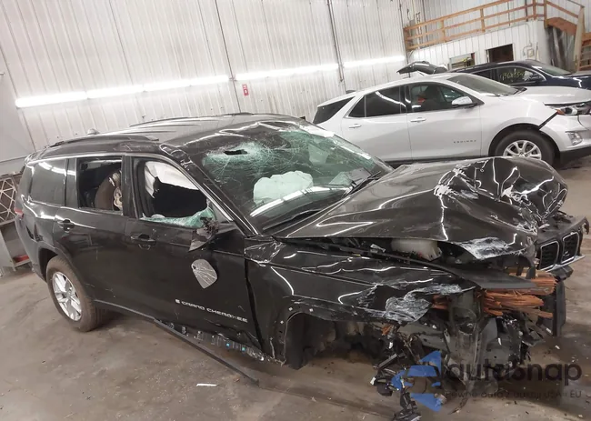 1C4RJKAG3R8582234: 43703944