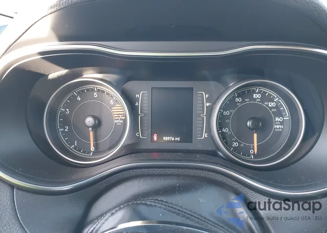 1C4PJLCB0KD171787: 43703953