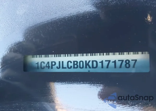 1C4PJLCB0KD171787: 43703953