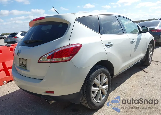 JN8AZ1MU3CW111841: 43705165