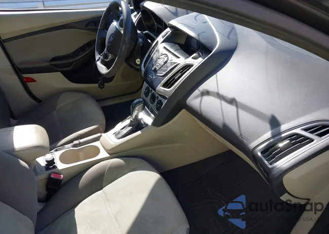 1FAHP3K22CL352889: 43705218