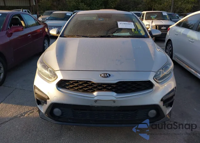 3KPF24AD1KE135267: 43705263